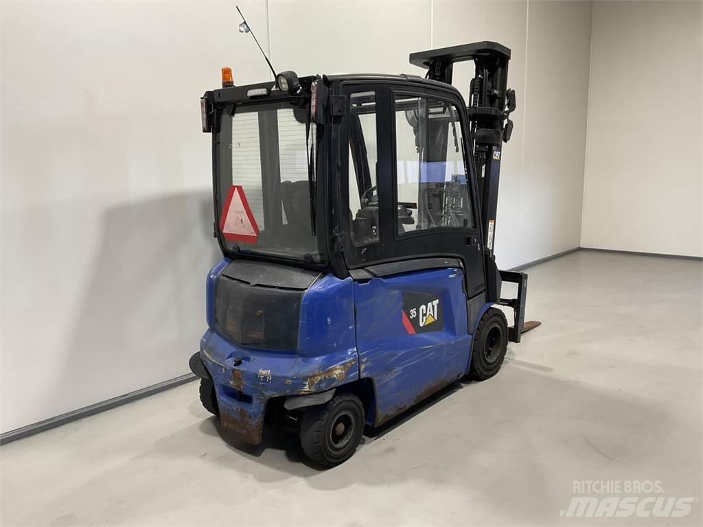 CAT EP35N Chariots élévateurs électriques
