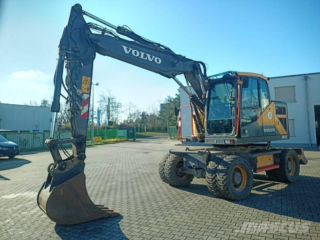 Volvo EWR 150 E Pelle sur pneus
