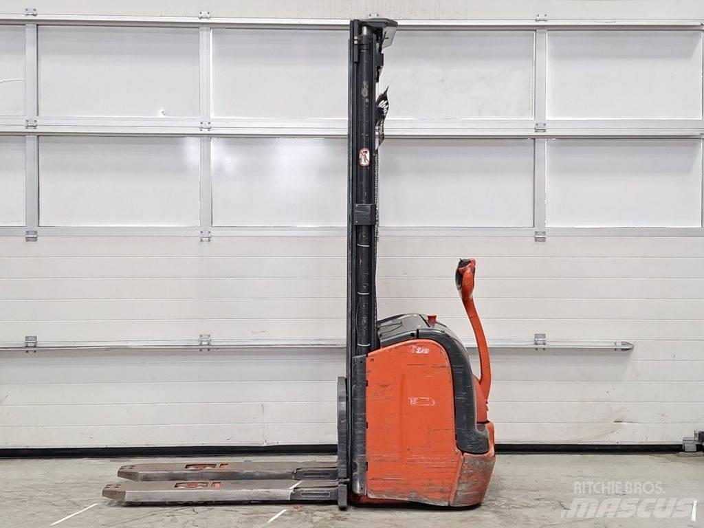 Linde L14 Gerbeur accompagnant