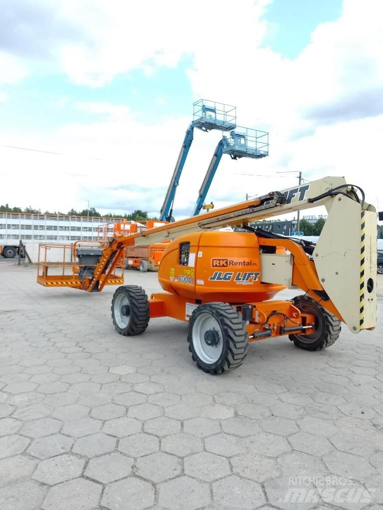 JLG 600 AJ Nacelles articulées