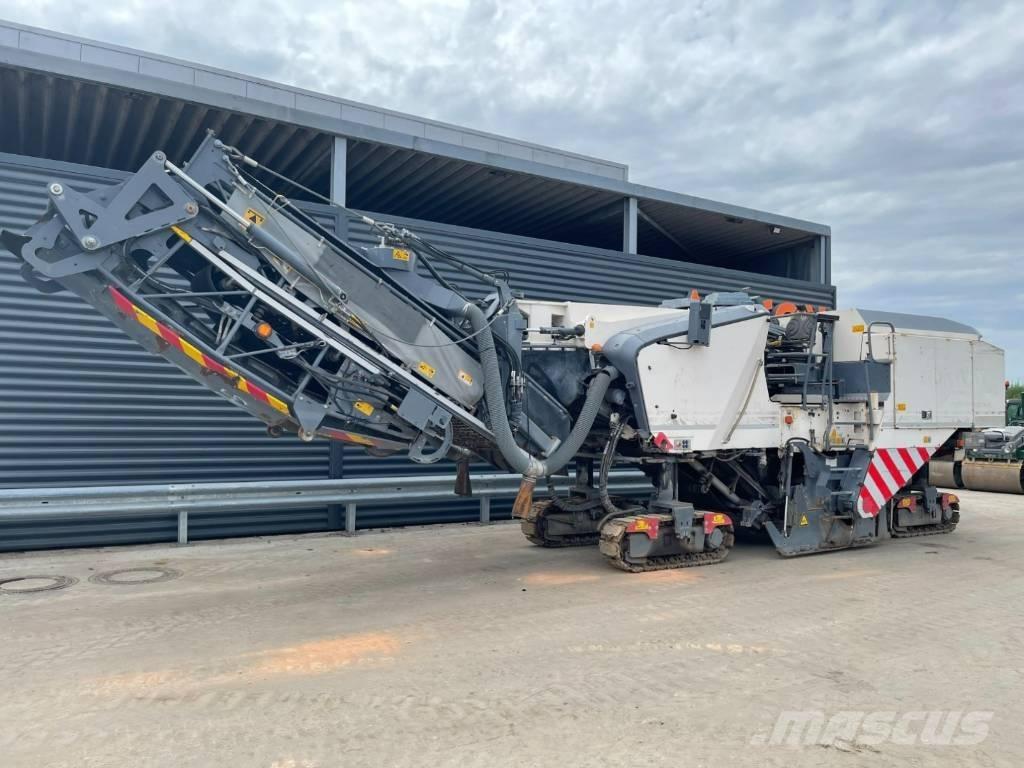 Wirtgen W 210 Fraiseuse à froid