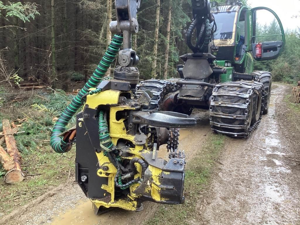 John Deere 1170 E Abatteuse