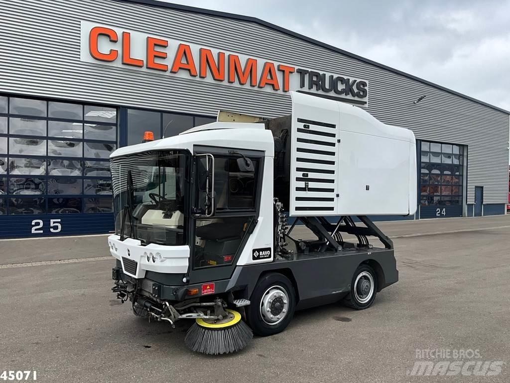 Ravo 540 CD Camion balayeur