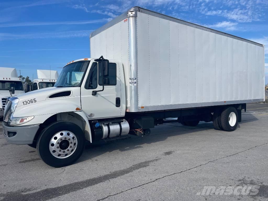 International 4300 Camion Fourgon