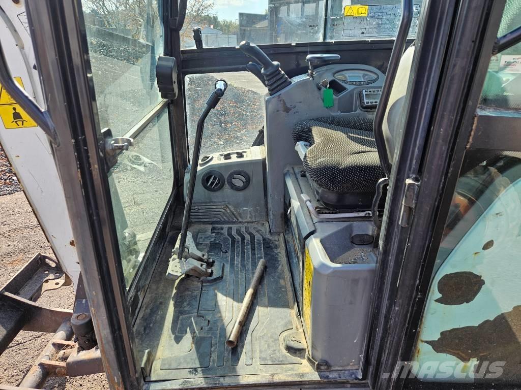 Bobcat E 19 Mini pelle < 7t