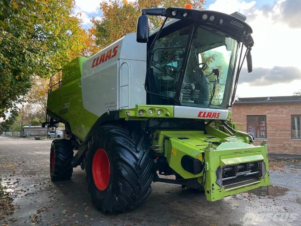 CLAAS 750 Moissonneuse batteuse