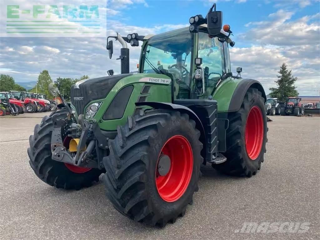 Fendt Vario 718 Tracteur