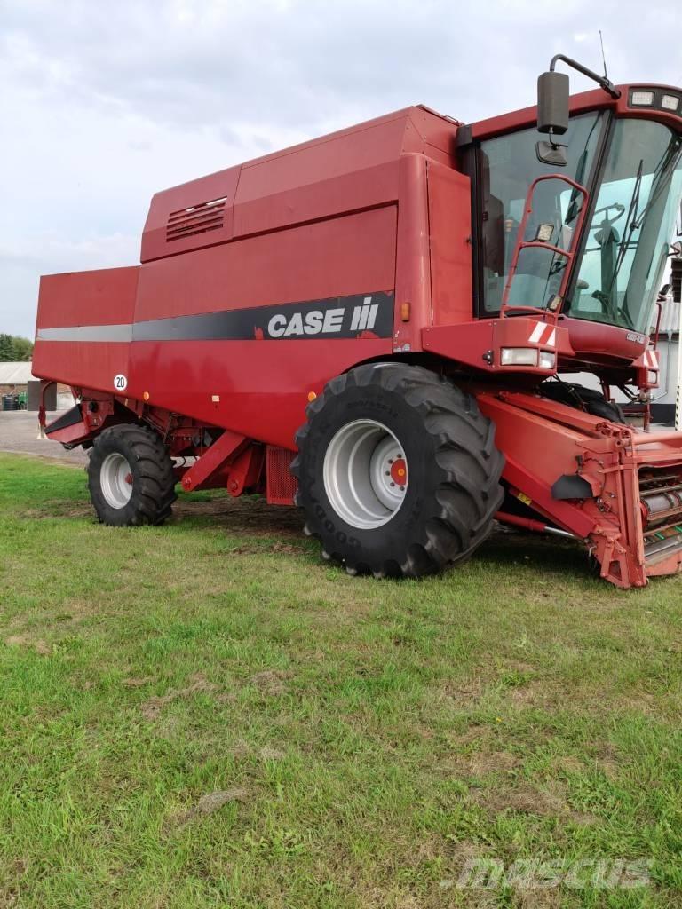 Case IH CF 80 Moissonneuse batteuse