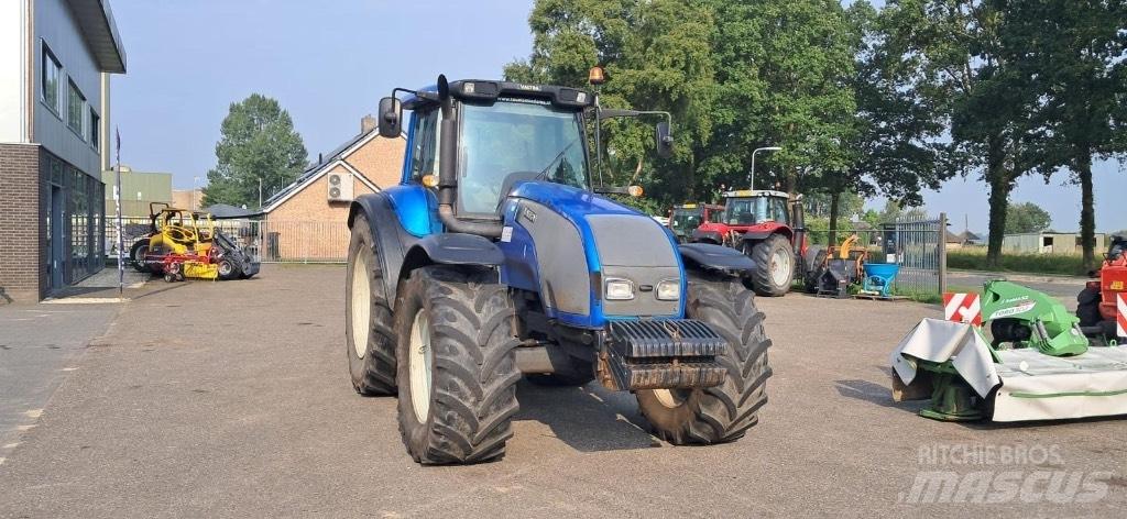 Valtra T160 Tracteur