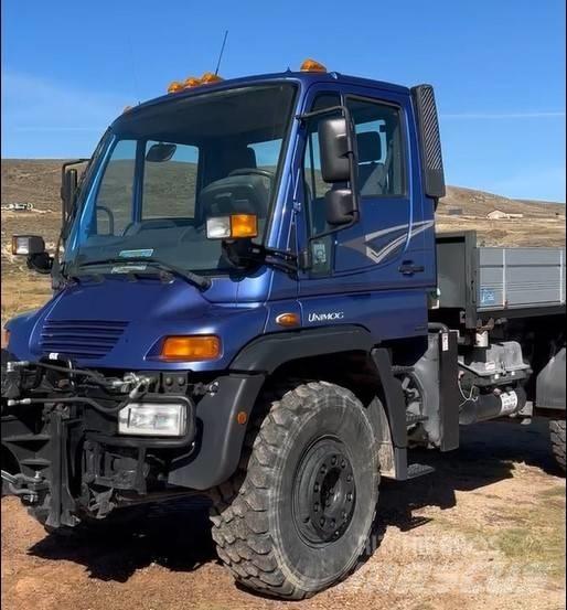  UNIMG FLBTK Camion plateau