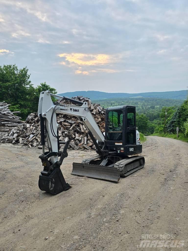 Bobcat E 42 Mini pelle < 7t