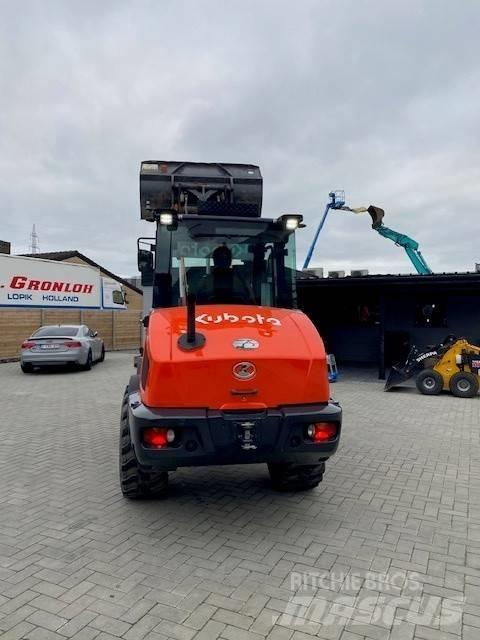 Kubota R 090 Chargeuse sur pneus