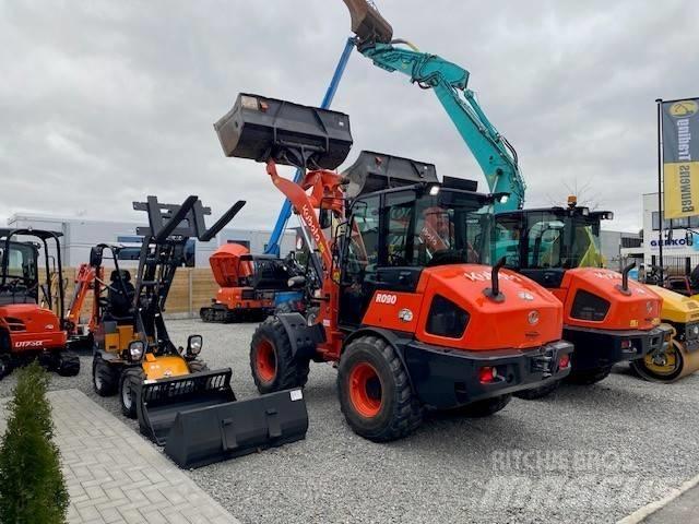 Kubota R 090 Chargeuse sur pneus