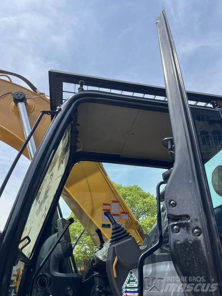 CAT 325 D Pelle sur chenilles