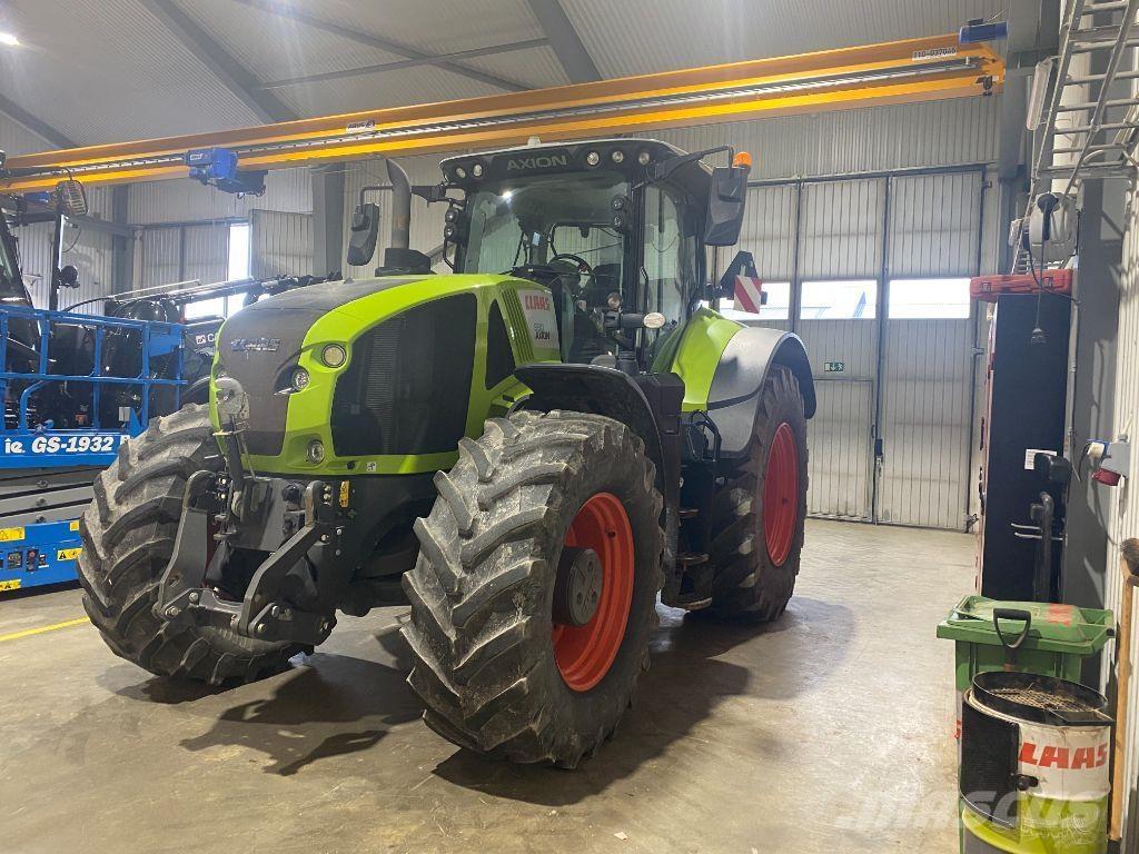CLAAS Axion 930 Tracteur