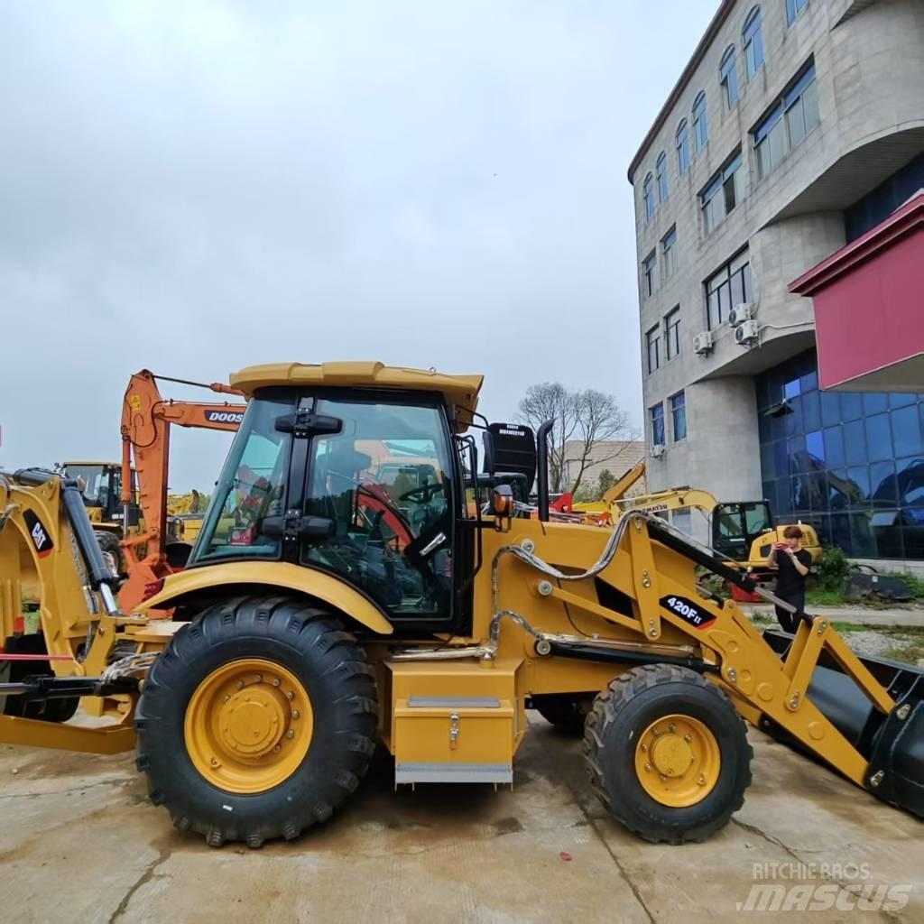 CAT 420 Tractopelle