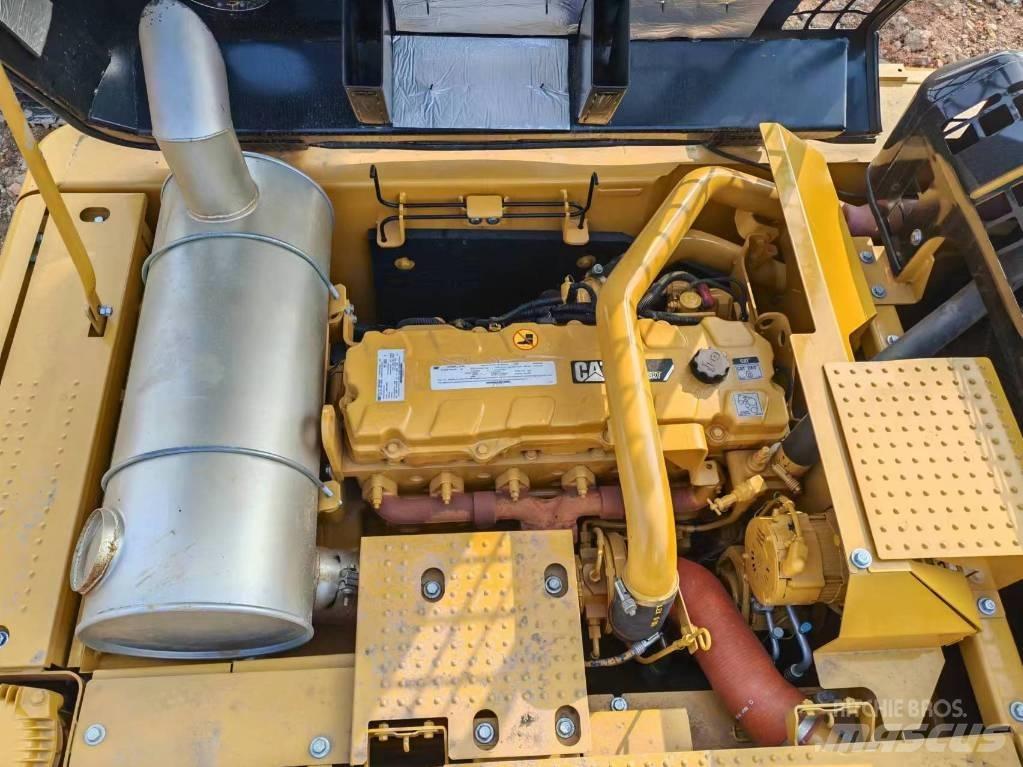 CAT 336 D Pelle sur chenilles