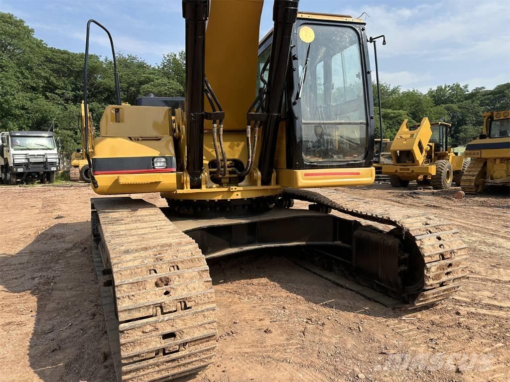 CAT 330 B L Pelle sur chenilles