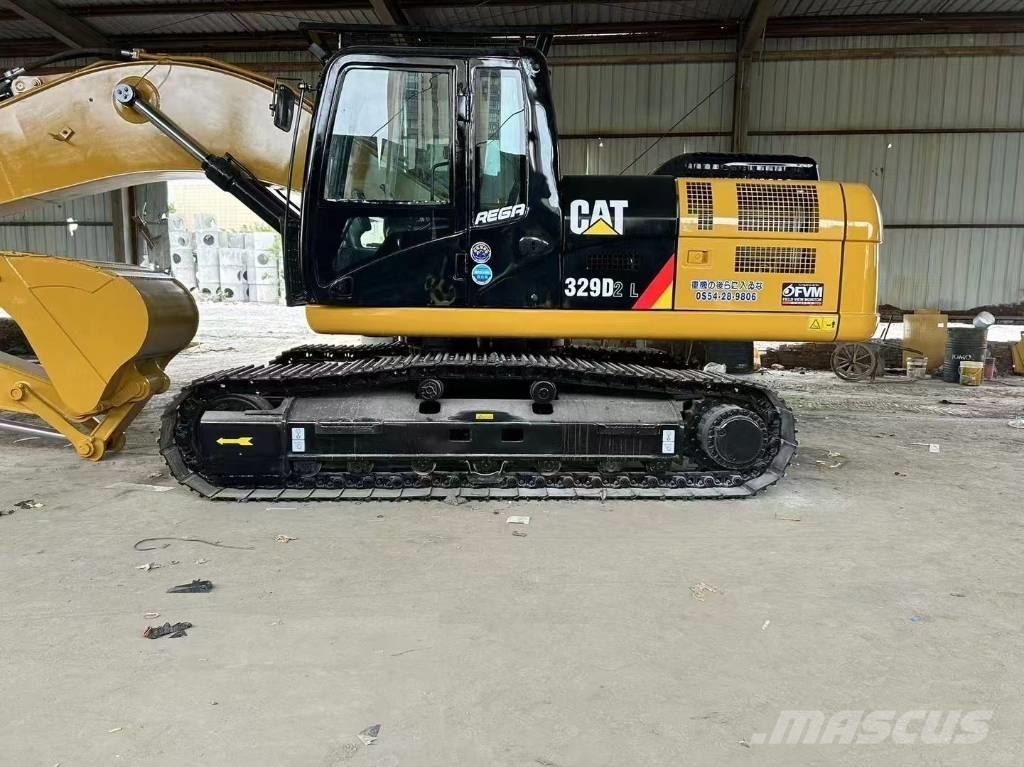 CAT 329 D L Pelle sur chenilles