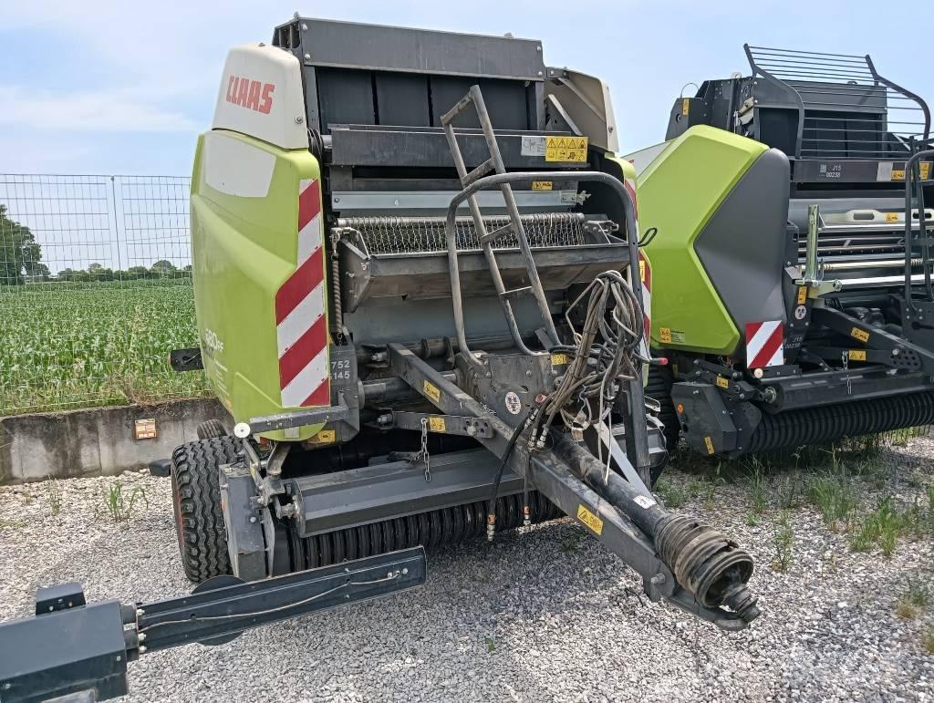 CLAAS Variant 480 RF Presse à balle ronde