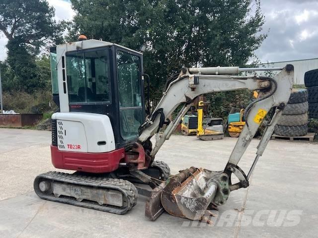 Takeuchi TB 23 R Mini pelle < 7t