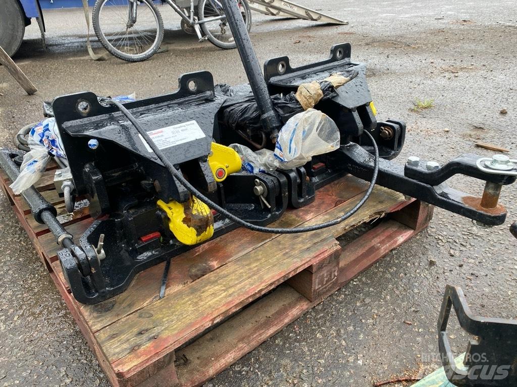 Case IH PUMA 240 CVX Chaînes, chenilles