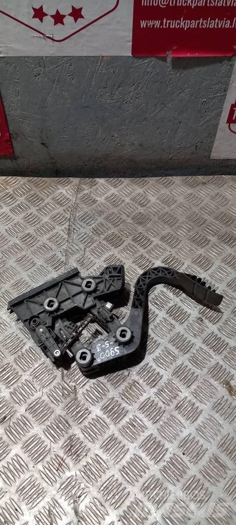 Scania R 480   1753411 Cabines