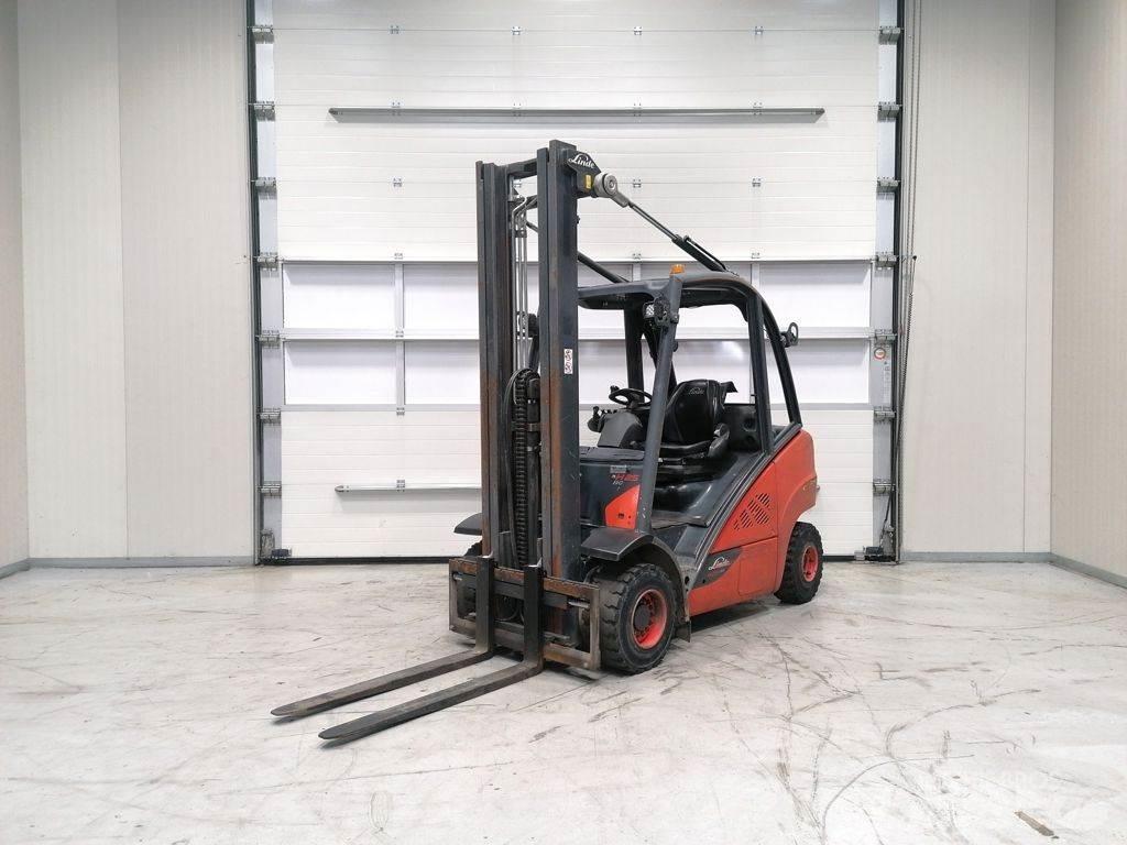 Linde H25D-02 Chariots diesel
