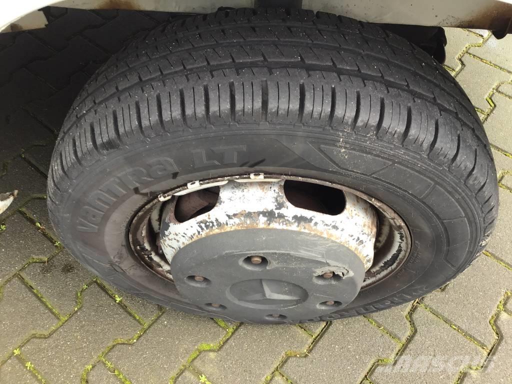 Mercedes-Benz 416 Tracteur routier