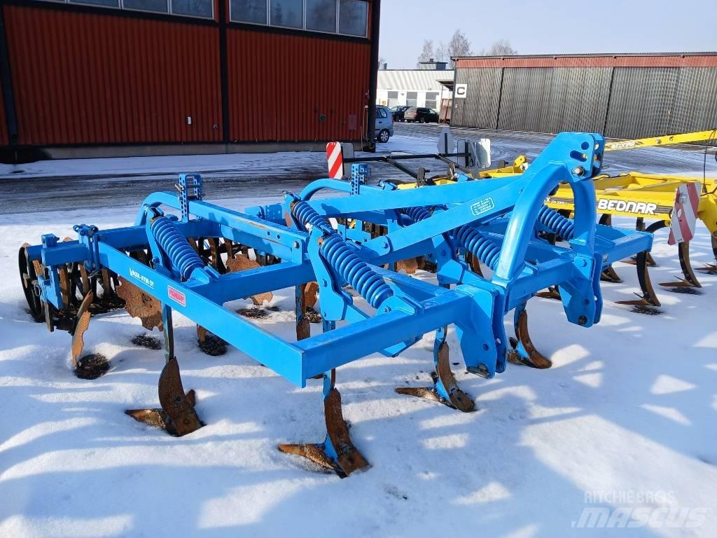 Mandam KUS 300 Déchaumeur, cultivateur