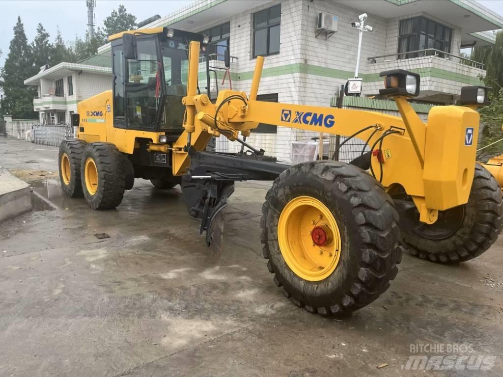 XCMG GR 180 Niveleuse