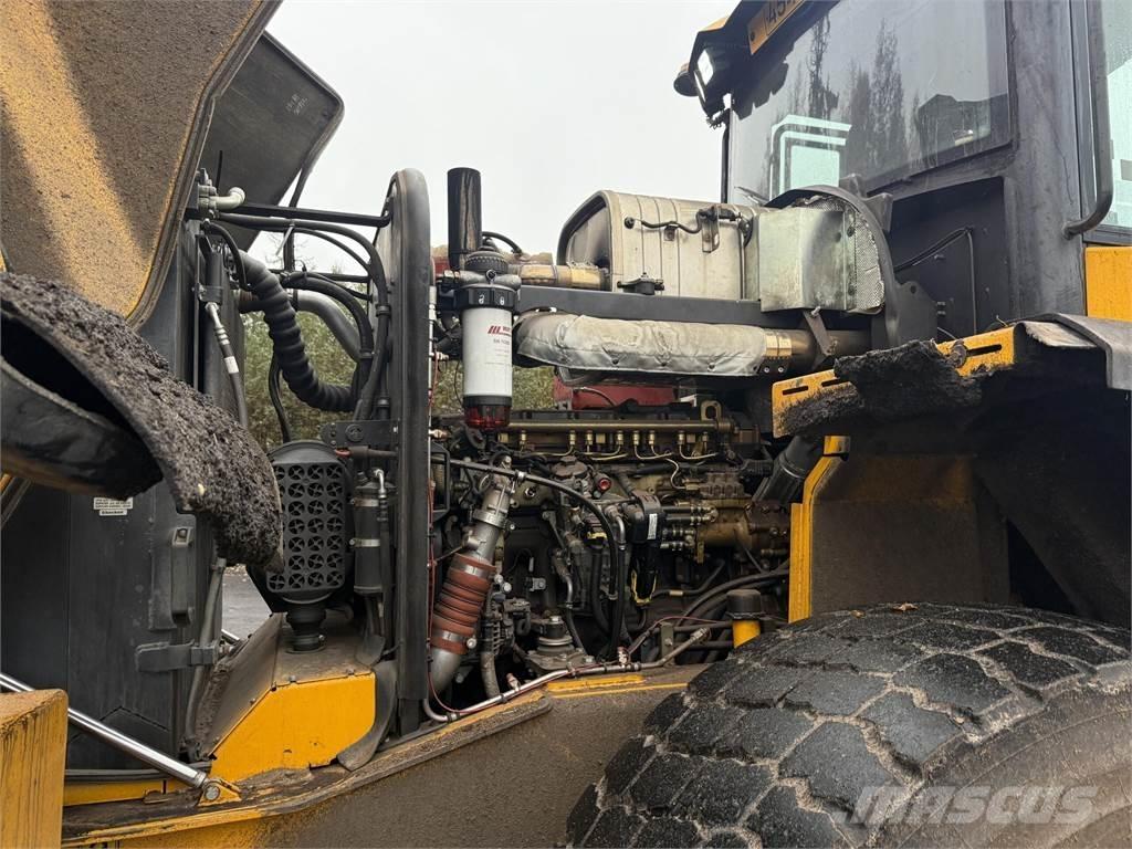 JCB 457HT Chargeuse sur pneus