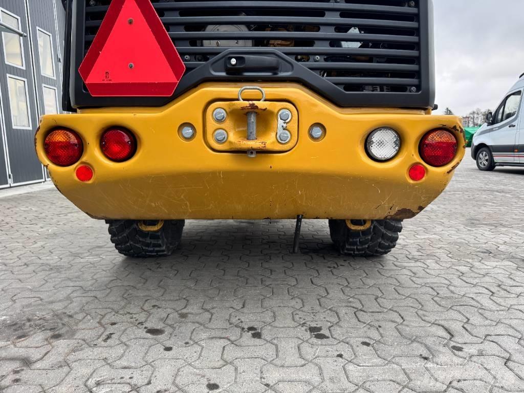 CAT 906M 35 km/h Chargeuse sur pneus