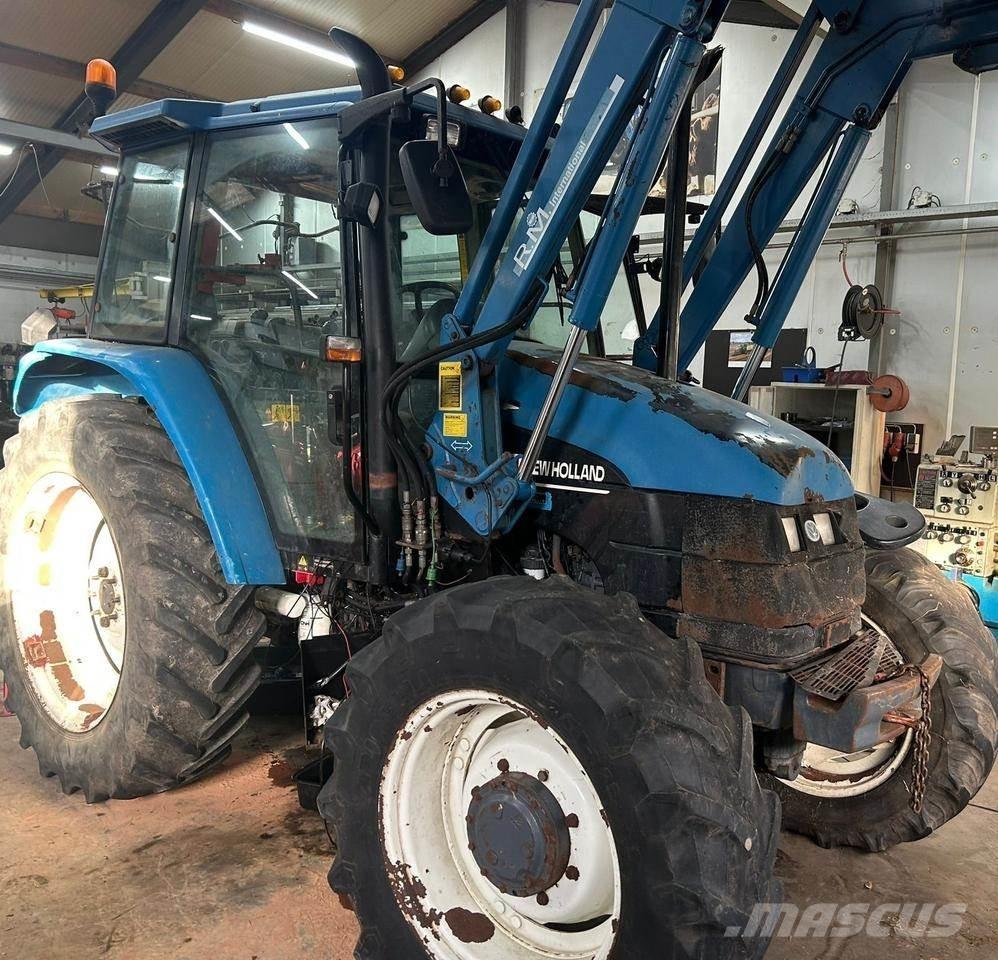 New Holland TS 90 Tracteur