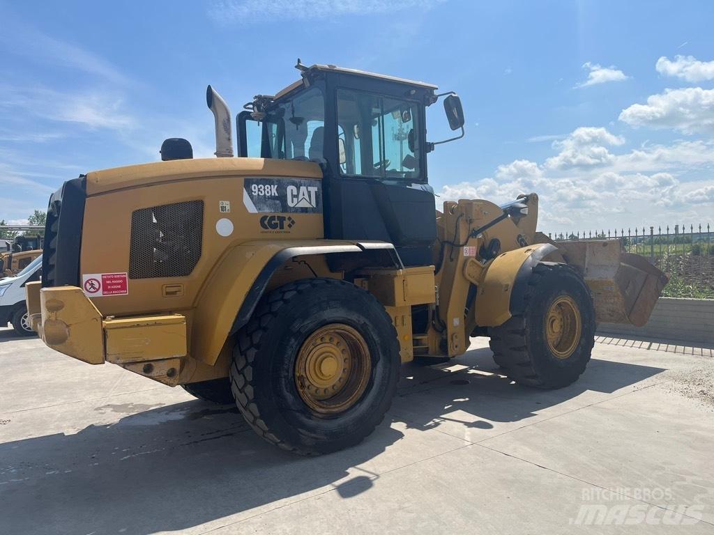 CAT 938 K Chargeuse sur pneus