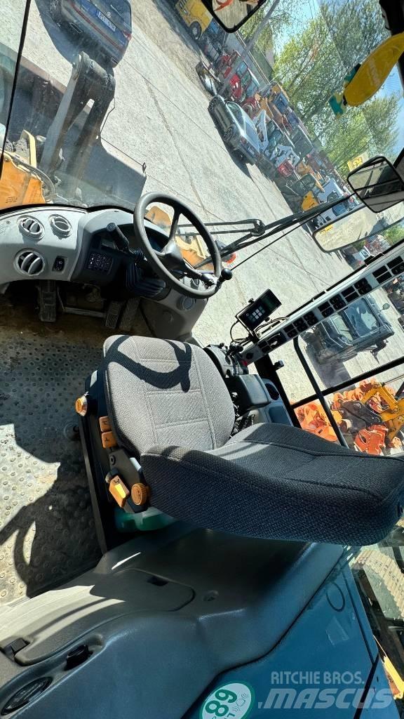 Volvo L 90 F Chargeuse sur pneus