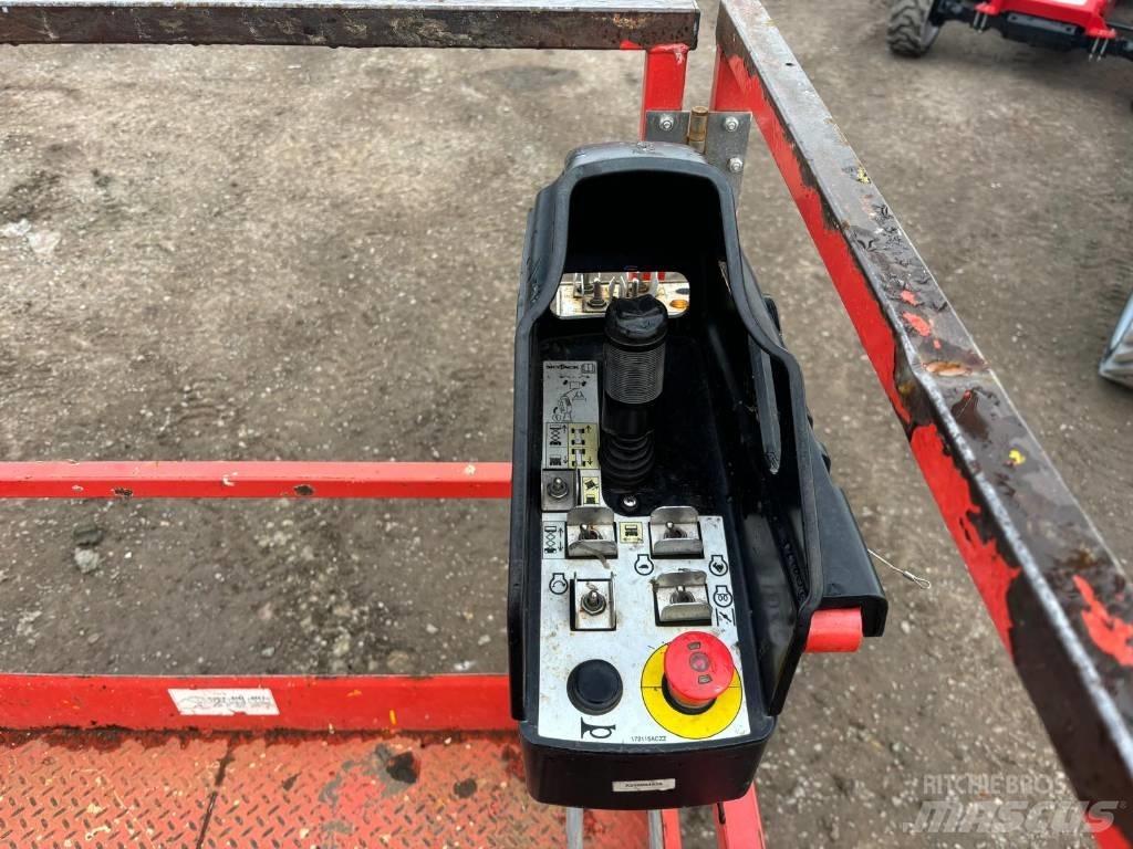 SkyJack SJ 6832 RT Nacelle ciseaux