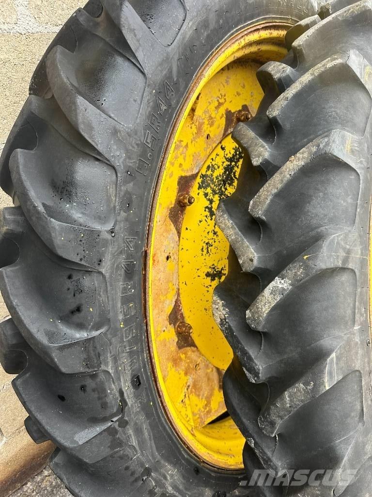 Alliance 230/95R44 Pneus, roues et jantes