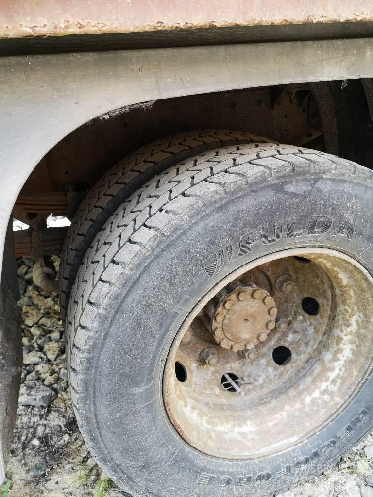 Iveco ML 80 E Camion plateau
