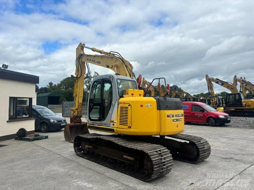 New Holland E 135 SR Pelle sur chenilles