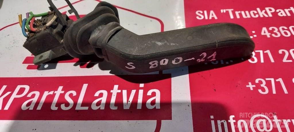 Scania R 420.  1372985 Cabines