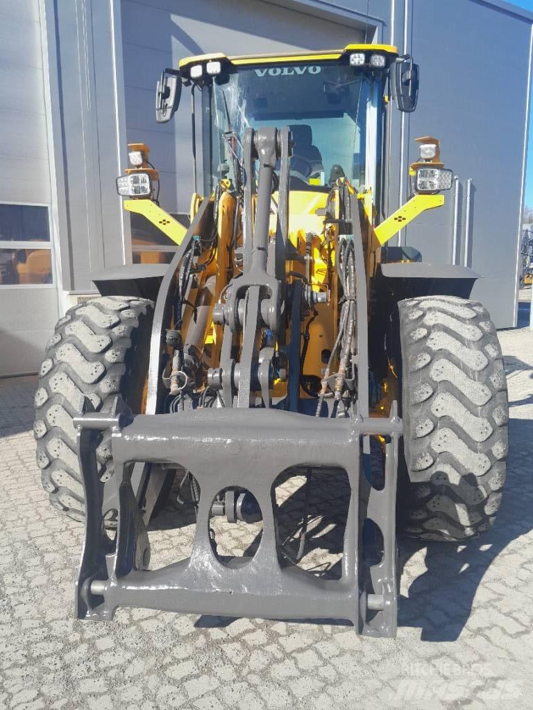Volvo L90H Chargeuse sur pneus