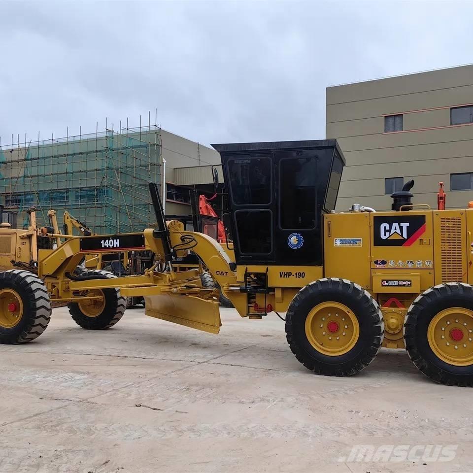 CAT 140H Niveleuse