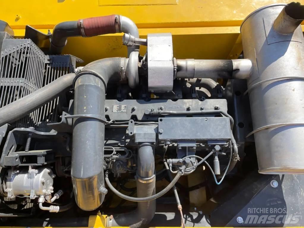 Komatsu PC300-7 Pelle sur chenilles