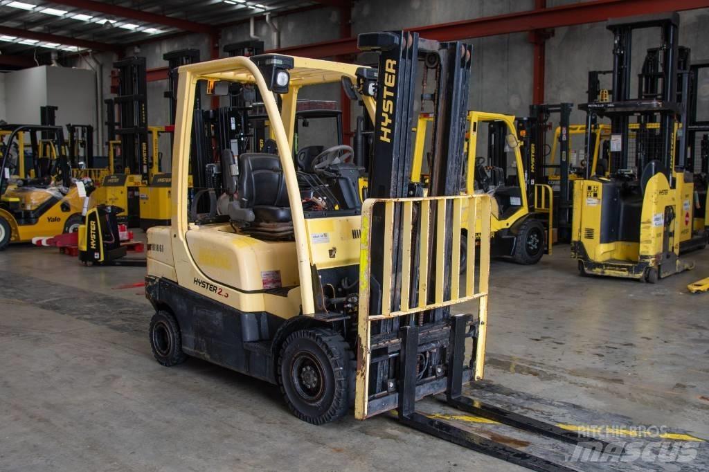 Hyster H2.5CT Chariots GPL