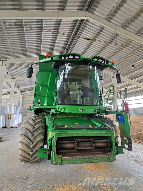 John Deere T 660 Moissonneuse batteuse