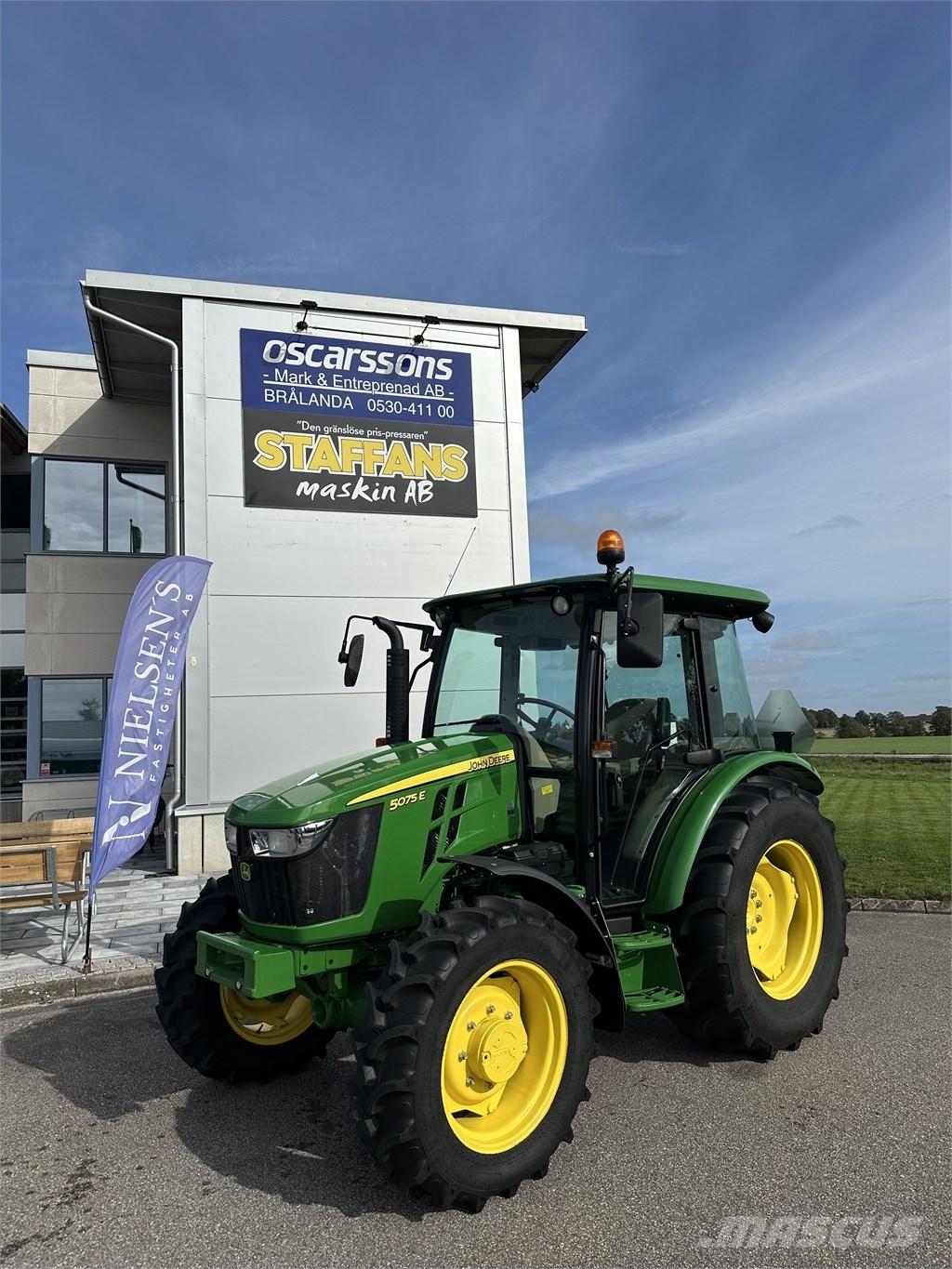 John Deere 5075 E Tracteur