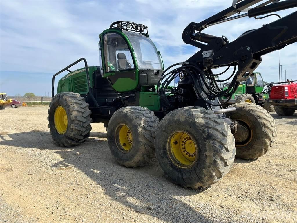 John Deere 1470E Abatteuse