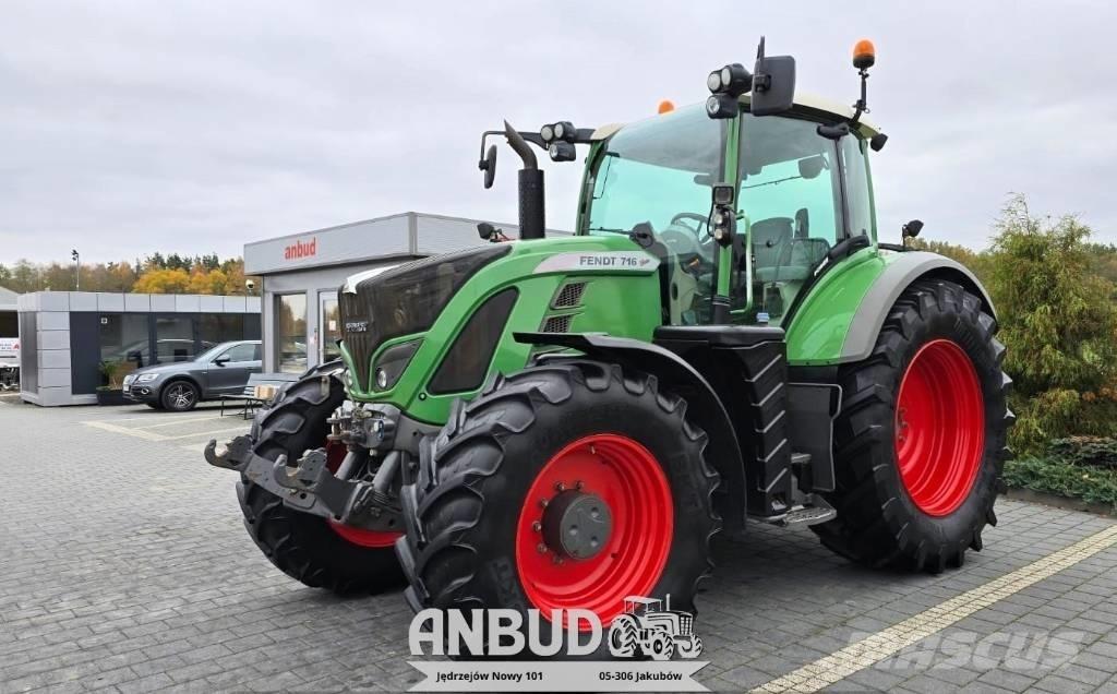 Fendt 716 Vario S4 Tracteur