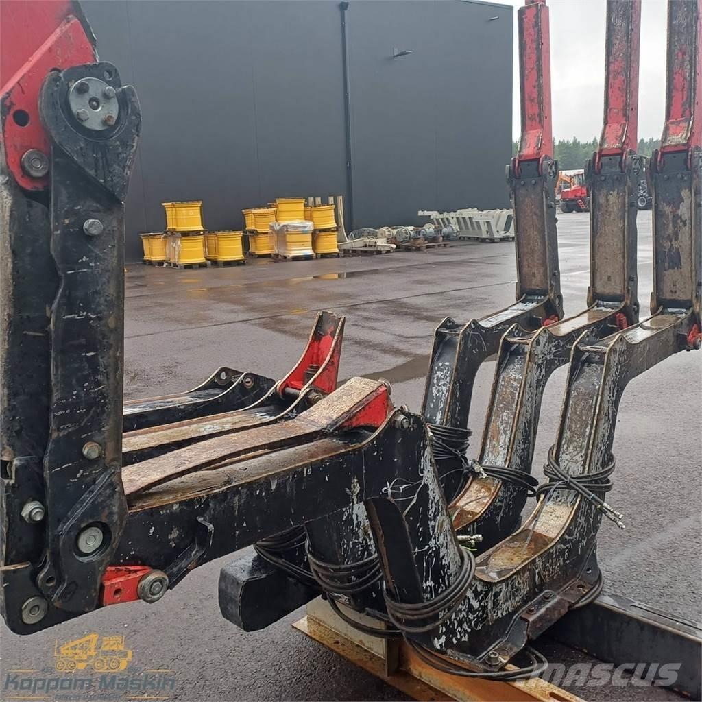 Komatsu 895 Autres accessoires pour matériel forestier